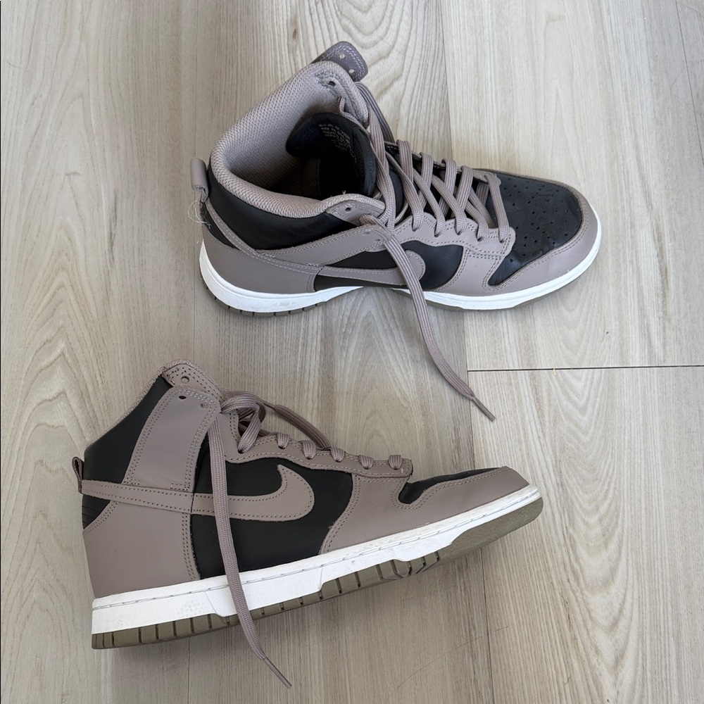 Nike High-Top Sneakers in Black and Brown